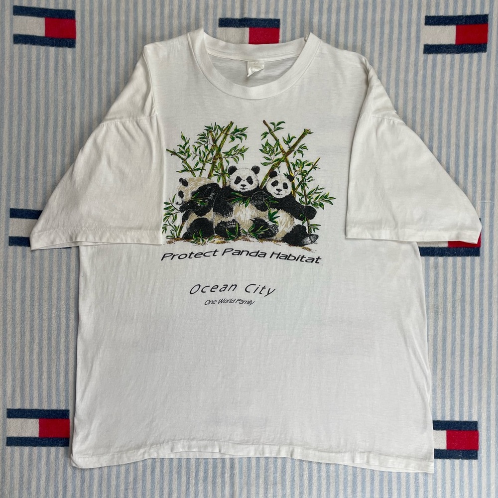 Vintage Protect Panda Habitat Nature Animal Bamboo Short sleeve tee shirt